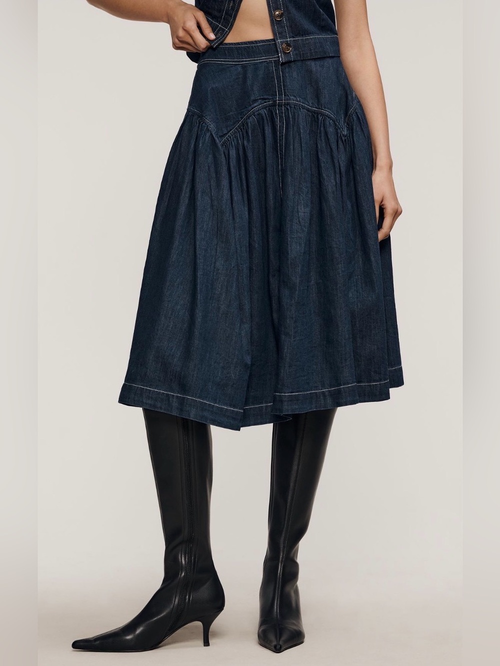 Anthropologie Maeve Yoked Denim Midi Skirt. Size M. MSRP $168